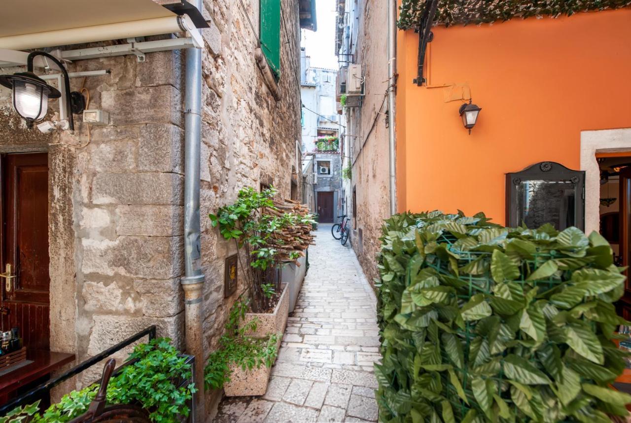Dc II Downtown Apartment Rovinj Dış mekan fotoğraf
