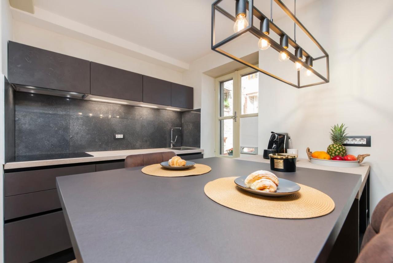 Dc II Downtown Apartment Rovinj Dış mekan fotoğraf