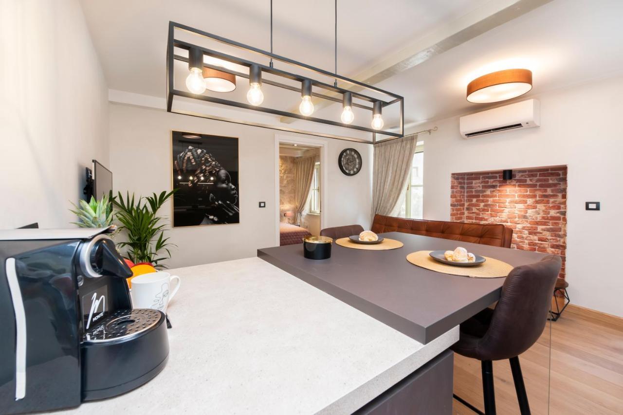 Dc II Downtown Apartment Rovinj Dış mekan fotoğraf