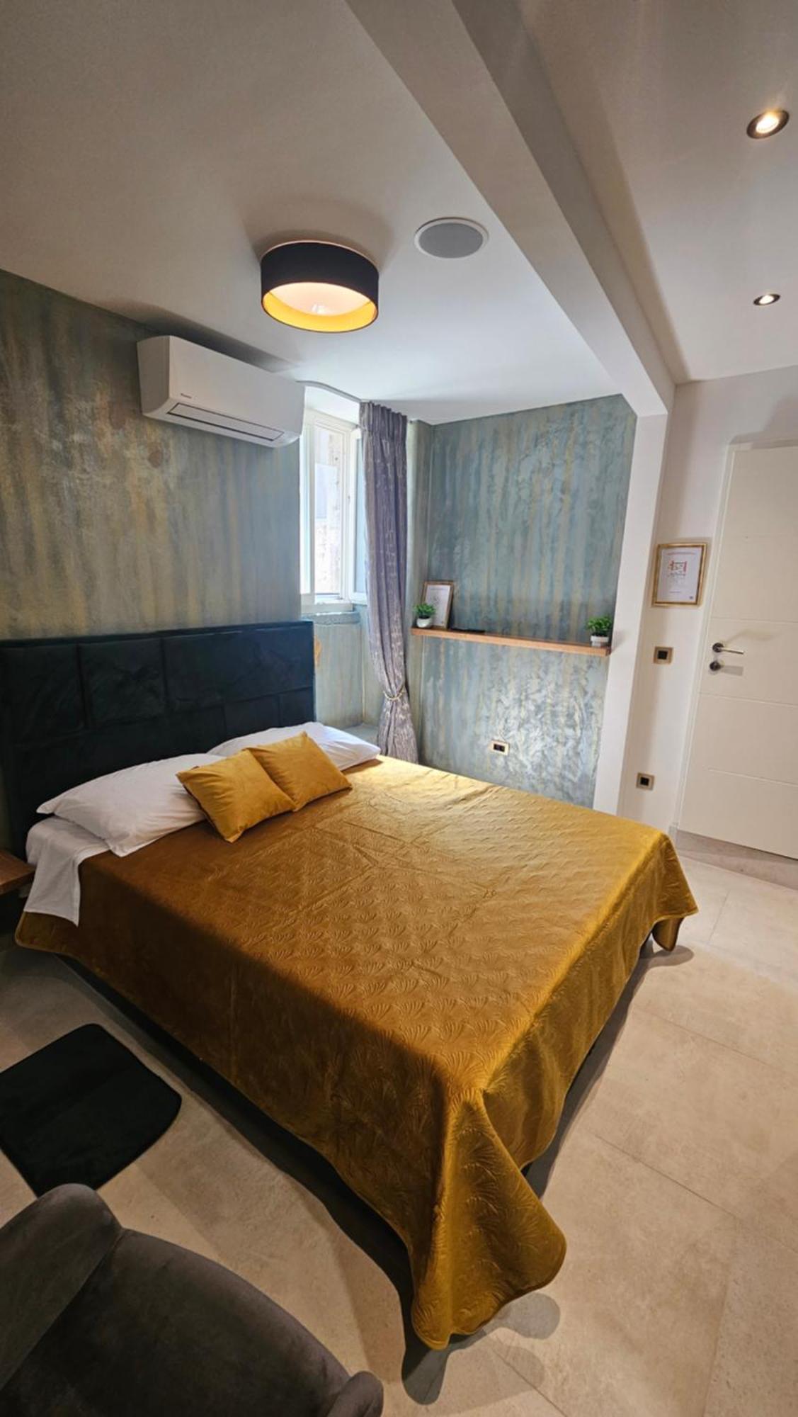 Dc II Downtown Apartment Rovinj Oda fotoğraf